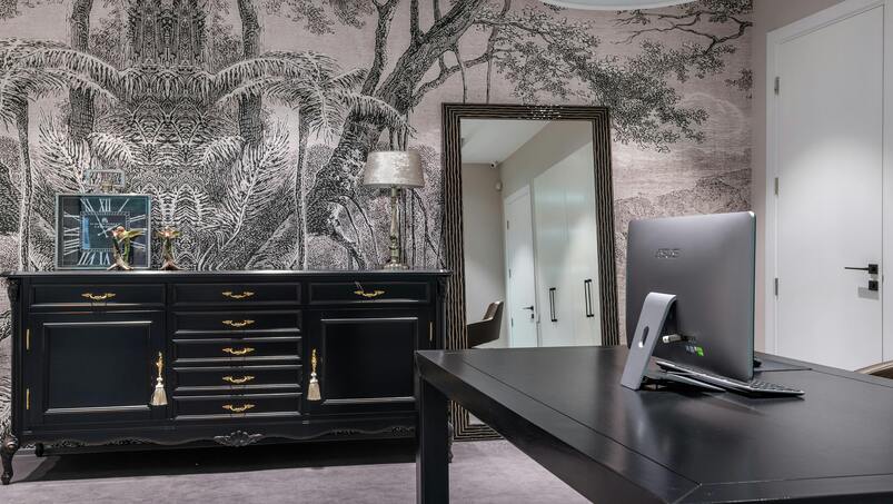 Customize Wardrobe Cabinet in Dubai