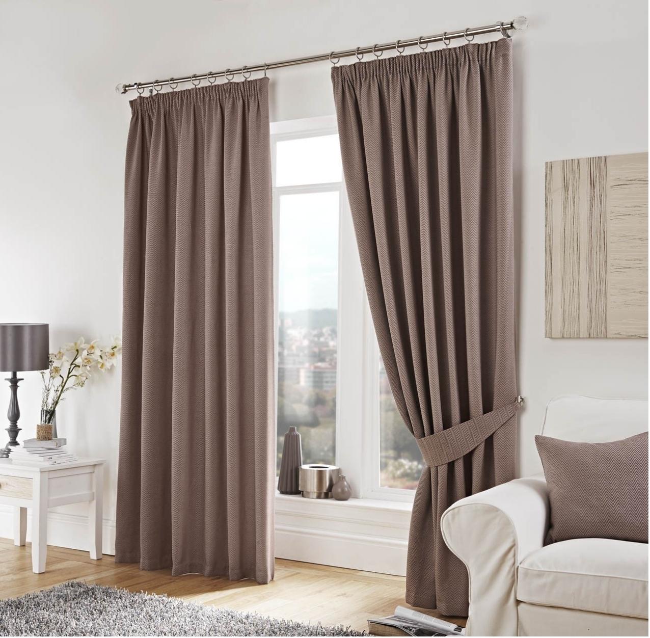 CURTAINS AND BLINDS IN DUBAI